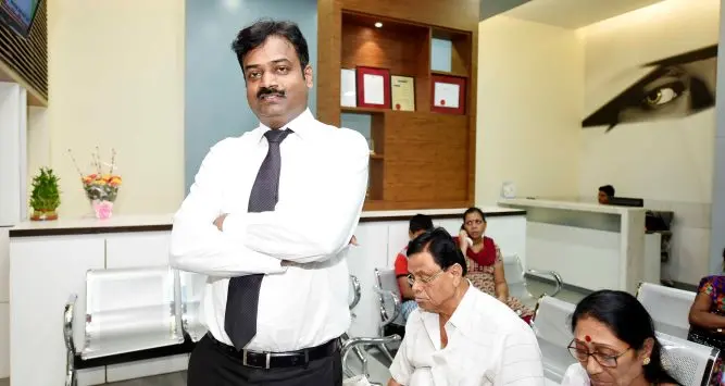 Dr.-Rajpal-Usnale.webp
